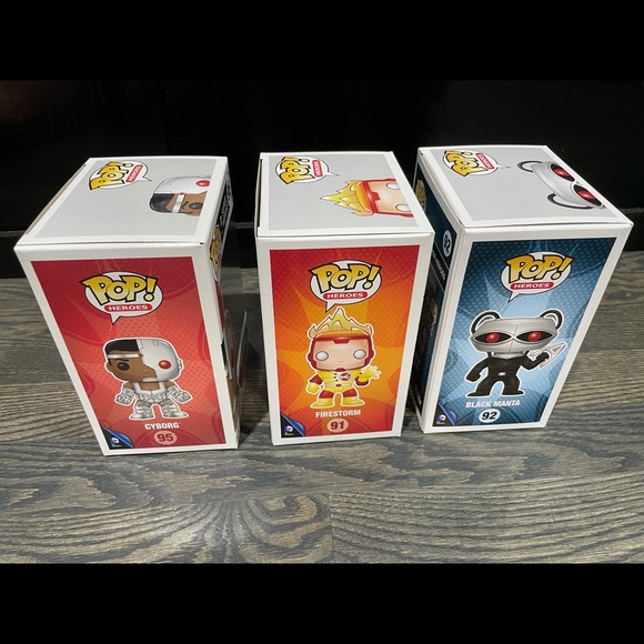 Funko POP! - Cyborg, Firestorm, and Black Manta - Picture 6 of 6